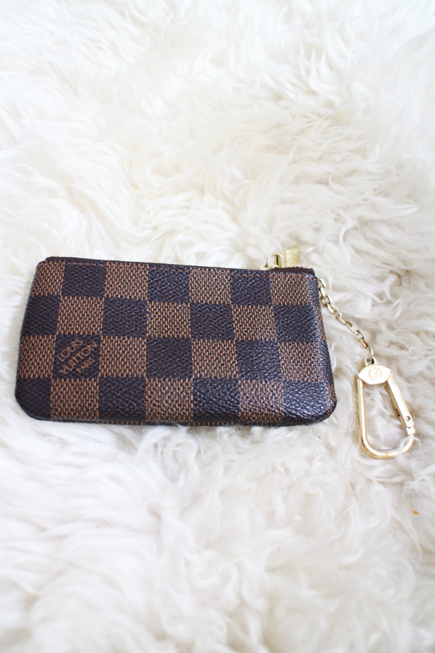 What Fits In Louis Vuitton Key Pouch Bag