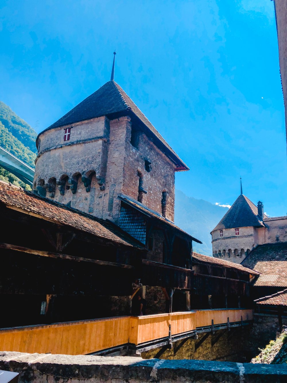 chateau-de-chillon-montreux-castle