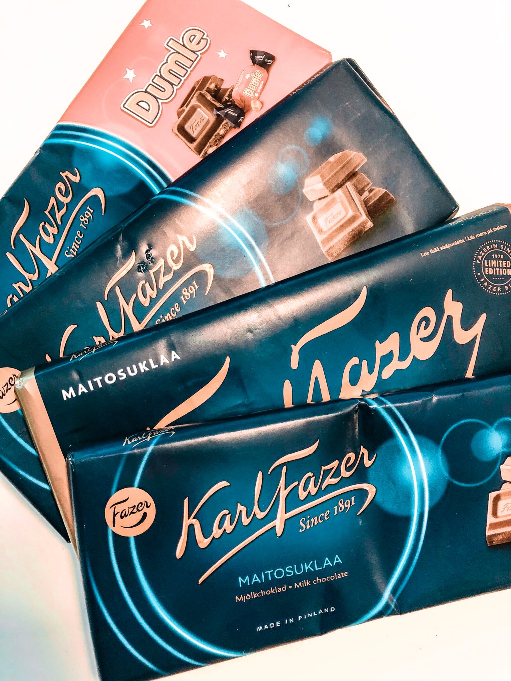 mita-ikavoin-suomesta-suklaa-fazer