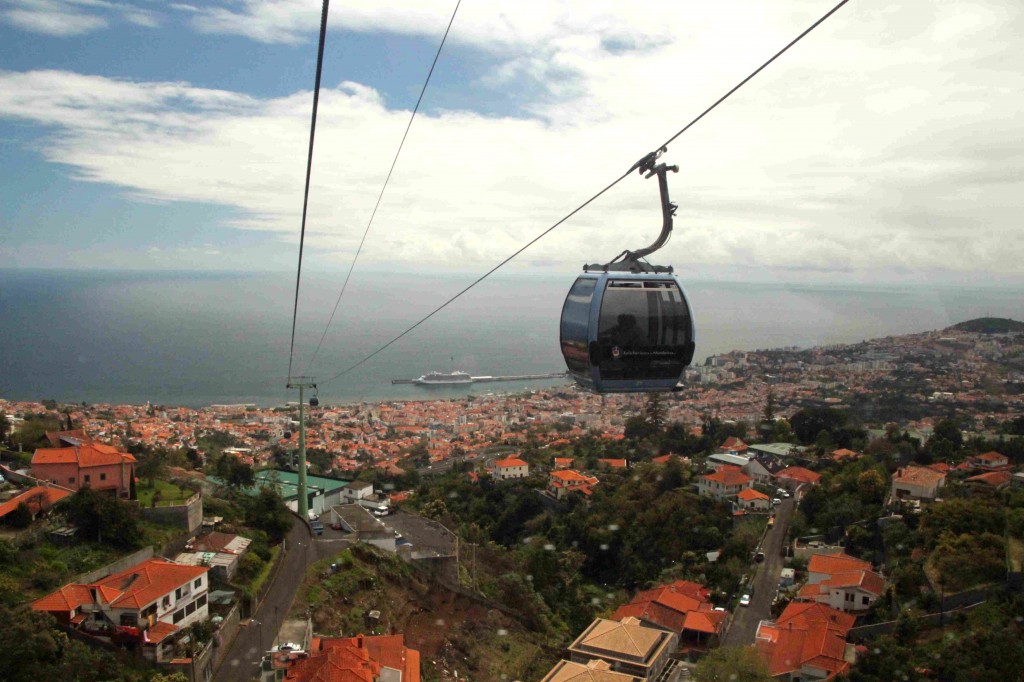 Ja toki tällaiseen hissiin oli päästävä.