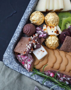 makeansuolainen herkkutarjotin