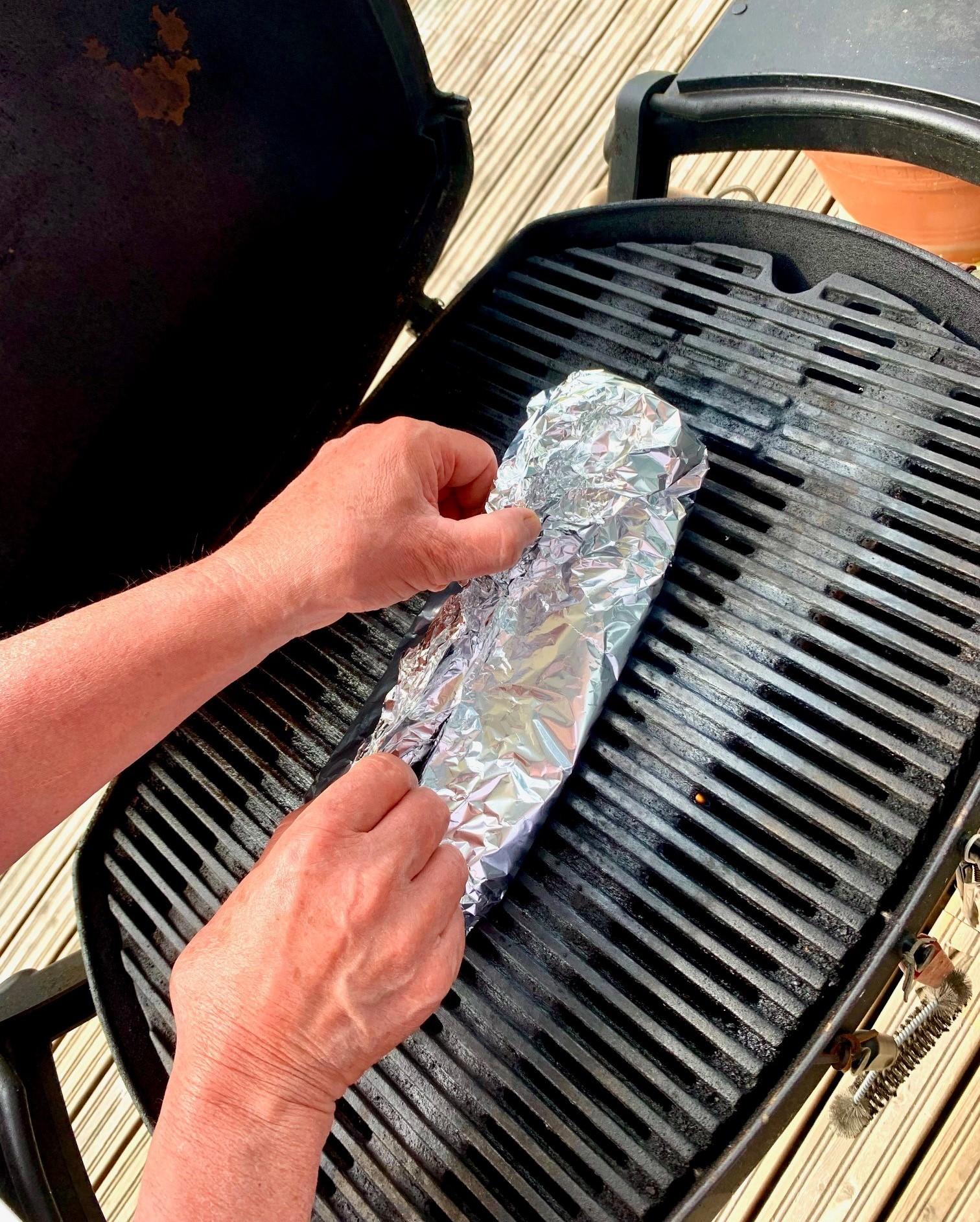Itämainen grillilohi grillissä
